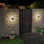 お買い得  屋外用ウォールライト-4個の屋外ソーラー中空金属マンダラ投影壁ライト、IP44防水、フェンス、階段、芝生の通路の装飾ランプ、庭、庭、ヴィラの風景ライト