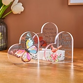 זול פסלים-פריט קישוט בצורת לב ופרפר ליום האם אחד. קיימות מספר אפשרויות. מתאים למתנות יום האם ולקישוטי שולחן לחג המשפחה.