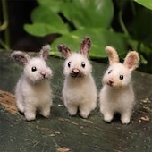  3 יחידות ארנבון לבד מחט ריאליסטי, בובת פרווה מיניאטורית מצמר בעבודת יד, מתנה רכה ומציאותית לחג אביב לילדים פעוטות, ארנבון לבן קטן לעיצוב הבית