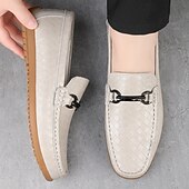 abordables Mocasines casuales-Mocasines blancos de hombre con relieve de cocodrilo, zapatos casuales sin cordones con hebilla metálica para bodas, fiestas en resorts, eventos en yates, estilo casual de negocios y looks casuales elegantes de verano.