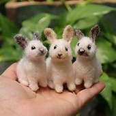  3 יחידות ארנבון לבד מחט ריאליסטי, בובת פרווה מיניאטורית מצמר בעבודת יד, מתנה רכה ומציאותית לחג אביב לילדים פעוטות, ארנבון לבן קטן לעיצוב הבית