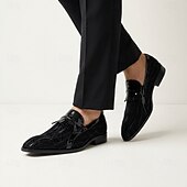 voordelige Premium leren loafers-Premium herenloafers van echt zwart lakleer met spitse neus en franjes, geschikt voor zakenlieden, bruiloftsgasten, banketten, feesten en luxe avondkleding.