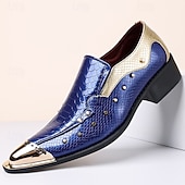 billige Loafers-Herresko i hvitt og gullfarget i kunstskinn med spisse pensko med metalltåhette og sidespennedetaljer. Luksuriøst, formelt fottøy for stilige menn, perfekt for bryllup og banketter.