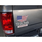 preiswerte U.S. 250. Jahrestag-2er-Pack „We the People“-Autoemblem mit patriotischer Flagge, 3D-Chrom-Autoaufkleber für LKW, SUV, Motorrad, patriotisches Design mit amerikanischer Verfassung – Geschenkidee für Männer und Frauen