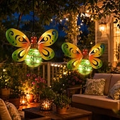 voordelige Pathway Lights &amp; Lanterns-Set van 2 hangende lantaarns op zonne-energie met vlindermotief, waterdichte metalen tuindecoratie met lichtslingers. &amp;Lente vleugels, groene vlinder solar lantaarns voor terras, tuin, veranda,