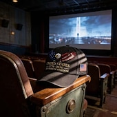  Cappello per il 250° anniversario degli Stati Uniti (1776-2026), berretto da baseball con aquila calva e bandiera americana ricamata, berretto vintage patriottico effetto invecchiato per uomo e donna