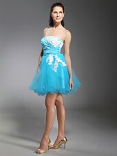 economico Abiti da cocktail-Da ballo Per eventi Rimpatriata di classe Cocktail party Vestito Senza bretelline Senza maniche Corto / mini Tulle con Perline Con applique Drappeggio di lato 2021