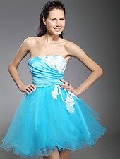 economico Abiti da cocktail-Da ballo Per eventi Rimpatriata di classe Cocktail party Vestito Senza bretelline Senza maniche Corto / mini Tulle con Perline Con applique Drappeggio di lato 2021