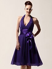 cheap Weddings &amp; Events-A-Line Bridesmaid Dress Halter Neck / V Neck Sleeveless Sexy Knee Length Chiffon with Sash / Ribbon / Bow(s) 2022