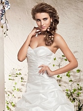 cheap Wedding Dresses-Hall Wedding Dresses A-Line Sweetheart Strapless Sleeveless Chapel Train Taffeta Bridal Gowns With 2025