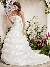 cheap Wedding Dresses-Hall Wedding Dresses A-Line Sweetheart Strapless Sleeveless Chapel Train Taffeta Bridal Gowns With 2025