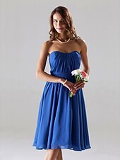 cheap Weddings &amp; Events-Ball Gown / A-Line Bridesmaid Dress Sweetheart Neckline / Strapless Sleeveless All Celebrity Styles Tea Length Chiffon with Ruched / Draping 2022 / Open Back