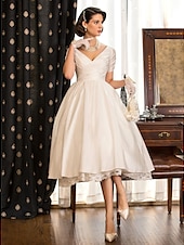 abordables Petites Robes Blanches-Robes de Mariage Simples A-Line V Col Sans Manches Traine Balai Satin Robes de Mariée Avec Poche robe pour impressionner