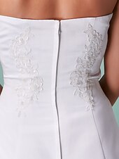 voordelige Trouwjurken-Receptiejurken Trouwjurken A-lijn Strapless Strapless Tot de grond Kant over satijn Bruids jurken Met Kant 2025