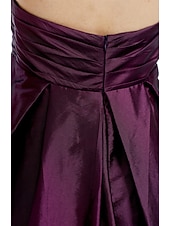 levne Šaty pro družičky-Pouzdrové Šaty pro družičky Srdcový výstřih / Bez ramínek Bez rukávů Na zem Taft s Sklady / Květiny 2022