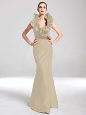 baratos Casamento &amp; Festas-Sereia Elegante Vestido Desgaste do partido Longo Sem Manga Decote V Tafetá com Fru-Fru 2022