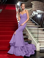 abordables Bodas y eventos-Corte Trompeta / Sirena Estilo de Celebridad Inspirado por Emmy Festivos Fiesta de Cóctel Noche formal Vestido Sin Tirantes Sin Mangas Cola de Corte Gasa con Volantes Frontal Abierto 2021