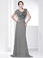 economico Matrimoni e cerimonie-A tubino Elegante Vestito Invitati del matrimonio Serata formale Strascico a terra Senza maniche Girocollo Chiffon Shiena scoperta con Drappeggio 2023
