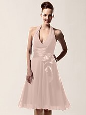 cheap Weddings &amp; Events-A-Line Bridesmaid Dress Halter Neck / V Neck Sleeveless Sexy Knee Length Chiffon with Sash / Ribbon / Bow(s) 2022
