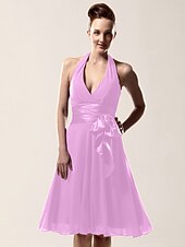 cheap Weddings &amp; Events-A-Line Bridesmaid Dress Halter Neck / V Neck Sleeveless Sexy Knee Length Chiffon with Sash / Ribbon / Bow(s) 2022