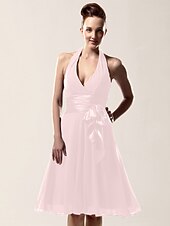 cheap Weddings &amp; Events-A-Line Bridesmaid Dress Halter Neck / V Neck Sleeveless Sexy Knee Length Chiffon with Sash / Ribbon / Bow(s) 2022