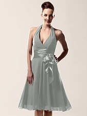 cheap Weddings &amp; Events-A-Line Bridesmaid Dress Halter Neck / V Neck Sleeveless Sexy Knee Length Chiffon with Sash / Ribbon / Bow(s) 2022