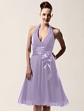 cheap Weddings &amp; Events-A-Line Bridesmaid Dress Halter Neck / V Neck Sleeveless Sexy Knee Length Chiffon with Sash / Ribbon / Bow(s) 2022