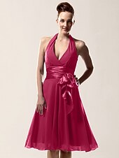 cheap Weddings &amp; Events-A-Line Bridesmaid Dress Halter Neck / V Neck Sleeveless Sexy Knee Length Chiffon with Sash / Ribbon / Bow(s) 2022