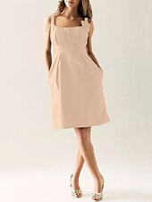 cheap Bridesmaid Dresses-Sheath / Column Scoop Neck Knee Length Taffeta Bridesmaid Dress with Draping / Flower / Pocket