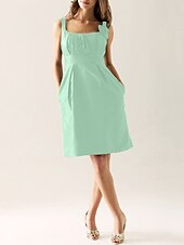 cheap Bridesmaid Dresses-Sheath / Column Scoop Neck Knee Length Taffeta Bridesmaid Dress with Draping / Flower / Pocket