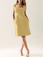 cheap Bridesmaid Dresses-Sheath / Column Scoop Neck Knee Length Taffeta Bridesmaid Dress with Draping / Flower / Pocket