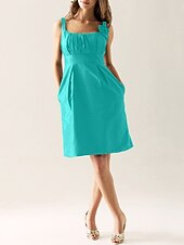 cheap Bridesmaid Dresses-Sheath / Column Scoop Neck Knee Length Taffeta Bridesmaid Dress with Draping / Flower / Pocket