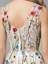 cheap WHITE-Beach Wedding A-Line Special Occasion Dresses Floral Dress Valentine&#039;s Day Wedding Guest Floor Length Sleeveless V Neck Lace with Embroidery Appliques dress to impress