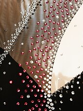 preiswerte Eiskunstlaufkleider-Eiskunstlaufkleid Damen Mädchen Eislaufen Kleider Austattungen Violett Dunkellila Schwarz und Violett Rückenfrei Gitter Elasthan Hochelastisch Wettbewerb Eiskunstlaufkleidung Handgemacht Kristalle