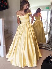 cheap Prom Dresses-Ball Gown Elegant Prom Formal Evening Dress Off Shoulder Backless Short Sleeve Floor Length Satin with Pleats Beading 2022