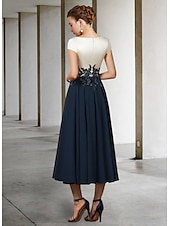 baratos Comprimento do chão-Vestido em A Linha Mãe da Noiva Convidada de Casamento Elegante Decote em V Comprimento Chá Chiffon Cetim Renda Manga Curta com Pregas Apliques 2025 tamanho personalizado gratuito
