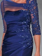 abordables Longueur du thé-Robe de mère de la mariée en silhouette ajustée pour invitée de mariage élégante transparente col bateau longueur genou taffetas manches 3/4 avec appliques en perles et ruchés robe à impressionner