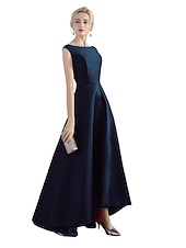 abordables Robes de fête-Robe de soirée en A Robe rouge verte Invité de mariage Tenue de fête Asymétrique Sans manches Col bijou Satin avec un style épuré pour impressionner 2025