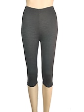 preiswerte Einfarbige Leggings-Damen Casual Sport Leggins Capri-Shorts Scrunch Hintern Shorts Elastische Taille Wadenlänge Hose Täglich Yoga elastisch Baumwollmischung Leicht Sport Hoher Taillenbund Schlank Graues Grün 7 Punkte