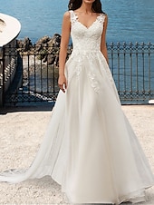 preiswerte lässige Brautkleider-Strand Offene Rücken Hochzeitskleider A-Linie V-Ausschnitt Ärmellos Schleppe Spitzenbrautkleider mit Applikationen 2025