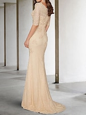 preiswerte Bodenlänge-Meerjungfrau Mutter der Braut Kleid Hochzeitsgast Plus Size Sexy V-Ausschnitt Sweep  Brush Zug Chiffon Spitze Halber Ärmel mit Spitzenapplikationen kostenlose Maßanfertigung