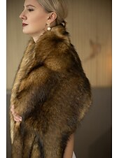 levne Kožešinová bolerka-Šály svatební přehozy elegantní aby vás udržely v teple bez rukávů svatební přehozy z umělé kožešiny s peřím pro svatební šaty na podzim a zimu aby ohromily