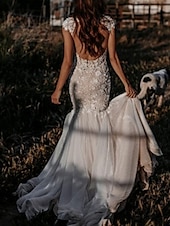 economico abiti da sposa casual-Vestito da sposa semplice da spiaggia sirena scollatura a V maniche a cappuccio strascico di corteo abiti da sposa in pizzo con applicazioni 2025
