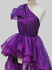 economico Abiti da sera a vita impero-Linea ad A Asimmetrico Abiti da Ballo Abito da Sera Da principessa Abito formale Sexy Alto Basso Senza Maniche Monospalla Balli di fine anno Ricevimento di matrimonio Organza con Volant Colore puro