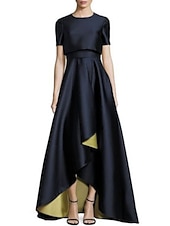preiswerte Mamas Kleidersets-Zweiteiliges Sheath Mutter der Braut Kleid Hochzeitsgast Kirche Elegant Einfach Hoch Low Juwel-Hals Asymmetrisch Taffeta Kurzarm mit Falten Einfarbig 2025 kostenlose Maßanfertigung