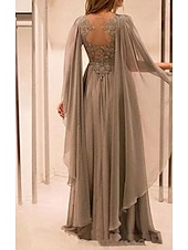 abordables JAUNE-Robe A-Line Plus Size Courbe Mère de la Mariée Robe Élégante Invité de Mariage Longueur de Sol Manche Courte Col V Chiffon avec Plis Broderie 2025
