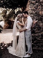 economico abiti da sposa casual-Matrimonio sulla spiaggia Abito da sposa semplice boho Abito sirena Scollatura a V Manica a cappuccio Treno corto Pizzo Abiti da sposa con applicazioni di colore solido 2025