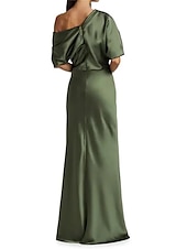 preiswerte GRÜN-Etui Kleid Mutter der Braut Hochzeitsgast Formelles Abendkleid Elegante Party Schulterfrei Zug-Länge Satin Halbelängliche Ärmel mit Raffung.