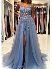 abordables Robes de bal de promo-Robe de bal A-Line Robe de Princesse Robe Formelle Invité de Mariage Traîne de Cour sans Manches Col V Tulle avec Perles 2025