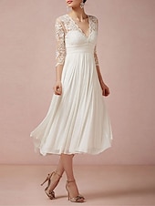 billige Små Hvite Kjoler-Strandbryllup Bryllupsdusj Liten Hvit Kjole Bryllupsdusj Kjoler Bryllupskjoler A-Linje V Utringning 3/4 Lengde Erme Te Lengde Chiffon Bryllupskjoler Med Applikasjoner Ensfarget 2025